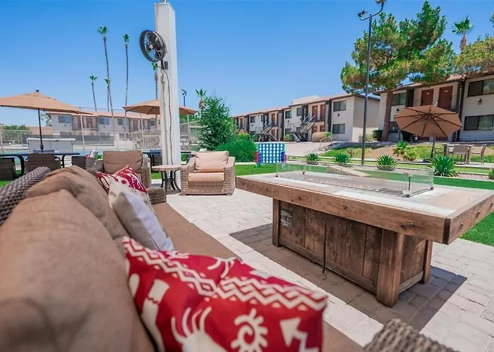 Apartment 204 Fully Furnished 1br Suite-prime Location