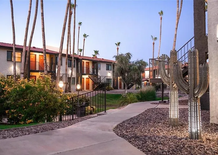204 Fully Furnished 1br Suite-prime Location Apartment Scottsdale