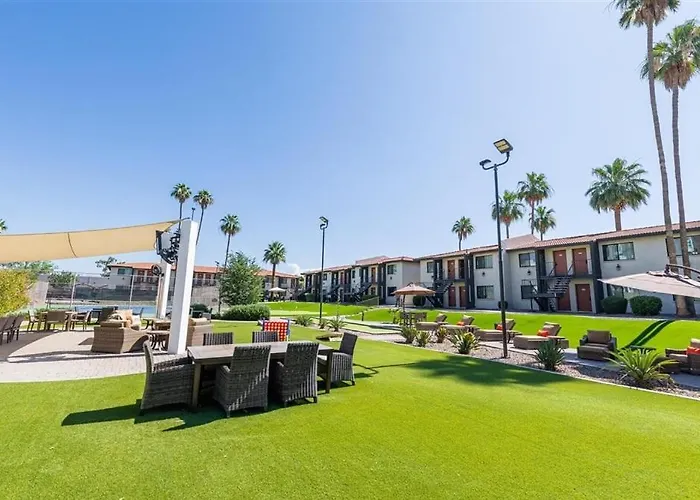 204 Fully Furnished 1br Suite-prime Location Apartment