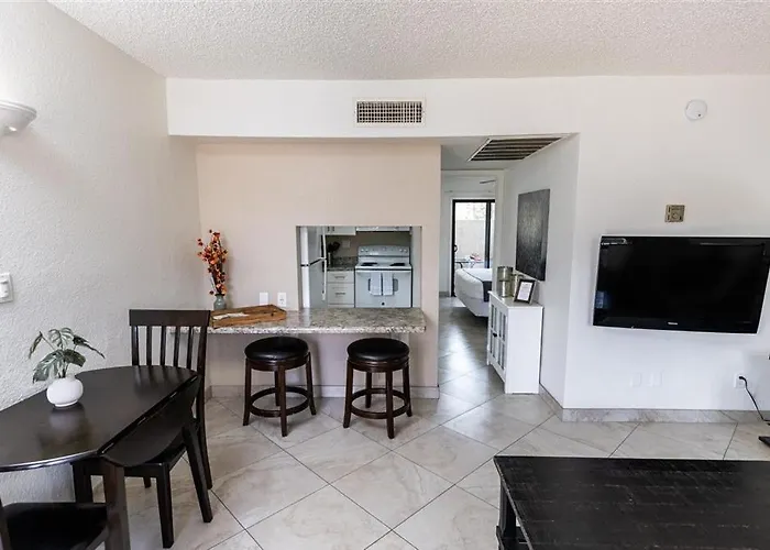 204 Fully Furnished 1br Suite-prime Location * Scottsdale